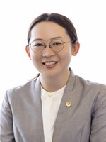 西村 菜摘弁護士