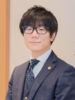 植草 貢弁護士