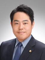 土屋 峻弁護士