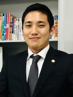 植西 剛大弁護士