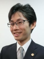 佐藤 絢弁護士