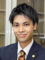 宮國 航平弁護士