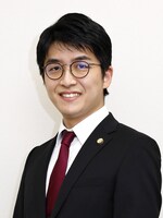 表 剛志弁護士