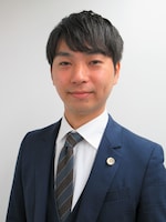 木曽 綾汰弁護士