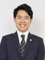長泉地 薫大弁護士