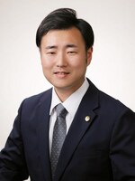 遠原 茂弁護士