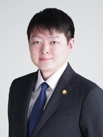 関根 駿弁護士