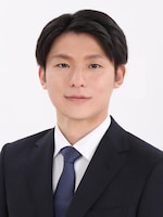 岡野法律事務所大阪支店 徳満 崚芽弁護士