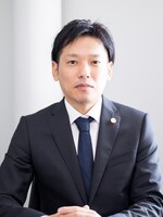 駒本 秀一弁護士