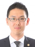 木下 智靖弁護士