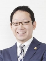 松繁 明弁護士