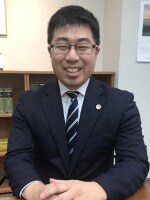 小野 暁世史弁護士