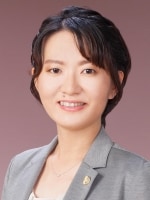 末吉 江衣弁護士