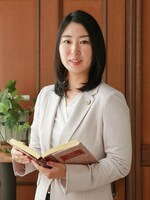 有年 麻美弁護士