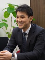 高橋 洋徳弁護士