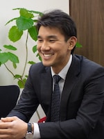 高橋 洋徳弁護士