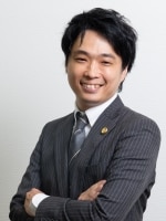濱 悠吾弁護士