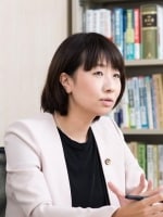 高橋 佳子弁護士
