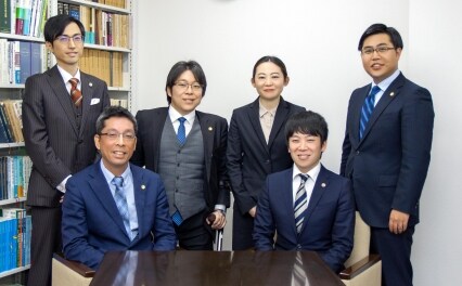 弁護士法人ラグーン