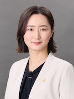小西 姫弁護士