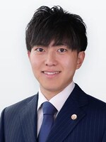 弁護士法人プロテクトスタンス 岡本 隼弥弁護士