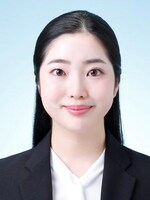 岡野法律事務所 末包 葉弁護士