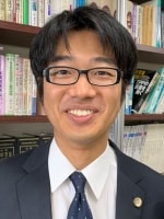片山 直弥弁護士
