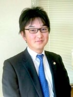中野 智輔弁護士