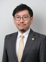 平塚 有祐弁護士