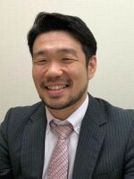 白 充弁護士