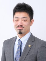 鈴木 亮弁護士