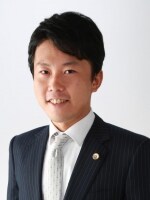 難波法律事務所 大濵 良輔弁護士