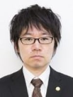 渡辺 康年弁護士