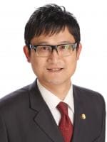 片岸 寿文弁護士