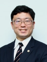 手塚 真広弁護士