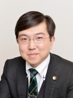角井 駿輔弁護士