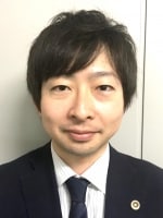 山内 翔弁護士