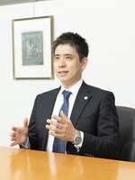 金丸 哲大弁護士