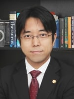 尾崎 英司弁護士