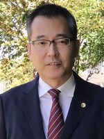 軽部 篤弁護士