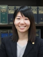 田崎 章子弁護士