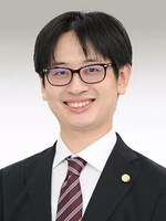 ベリーベスト法律事務所松山オフィス 東角 祐磨弁護士