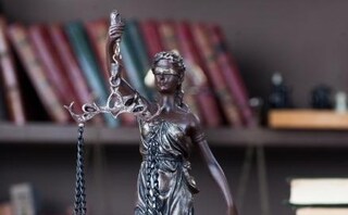 堂免法律事務所