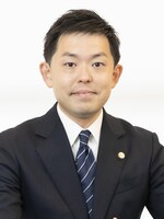 神山 卓也弁護士