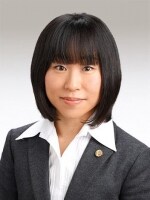 髙玉 亜紀弁護士