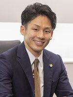 西明 優貴弁護士