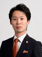 都築 絢一弁護士