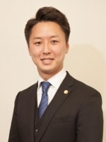 湖山 達哉弁護士