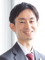 佐藤 大蔵弁護士