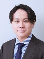 塚越 文也弁護士